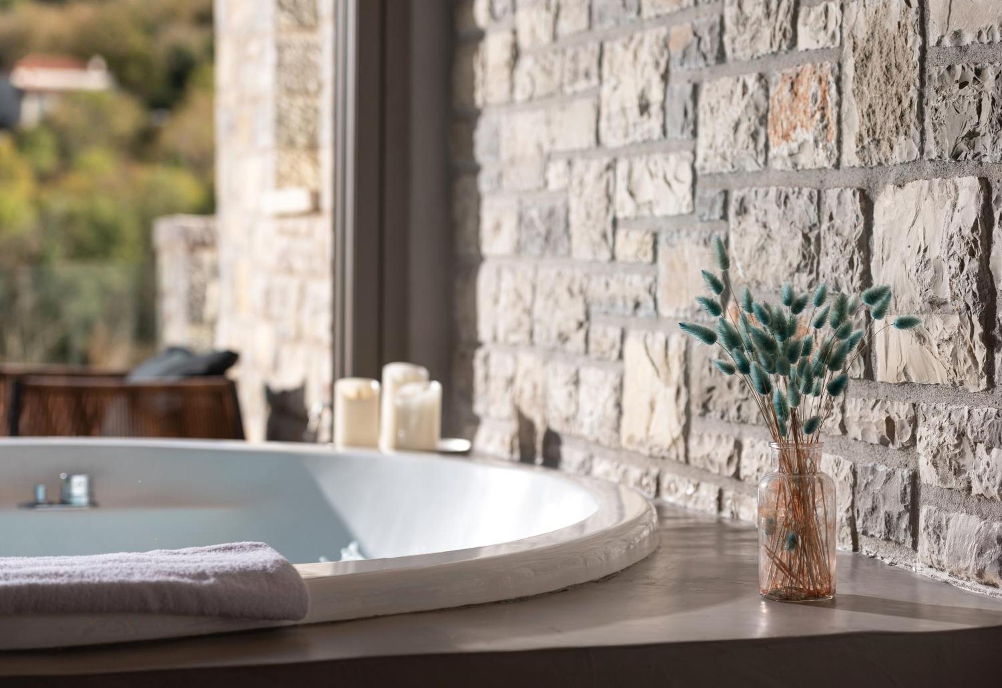 Evora Luxury Suites Mega Chorio Eksteriør billede